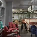 Schwarzer Adler - Adults Only 4* Кицбюэль