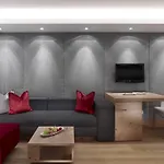 Schwarzer Adler - Adults Only Отель 4*