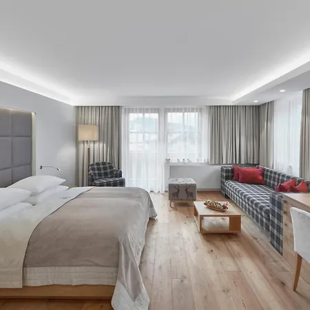 Schwarzer Adler - Adults Only 4* Кицбюэль