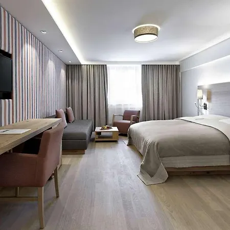 Schwarzer Adler - Adults Only 4*