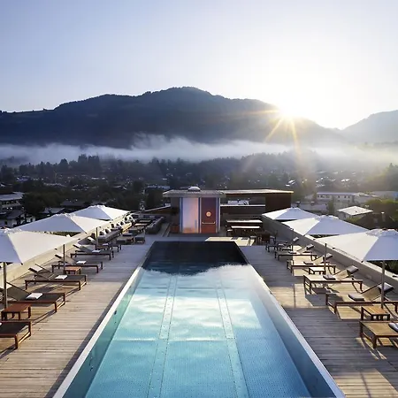 Отель Schwarzer Adler - Adults Only