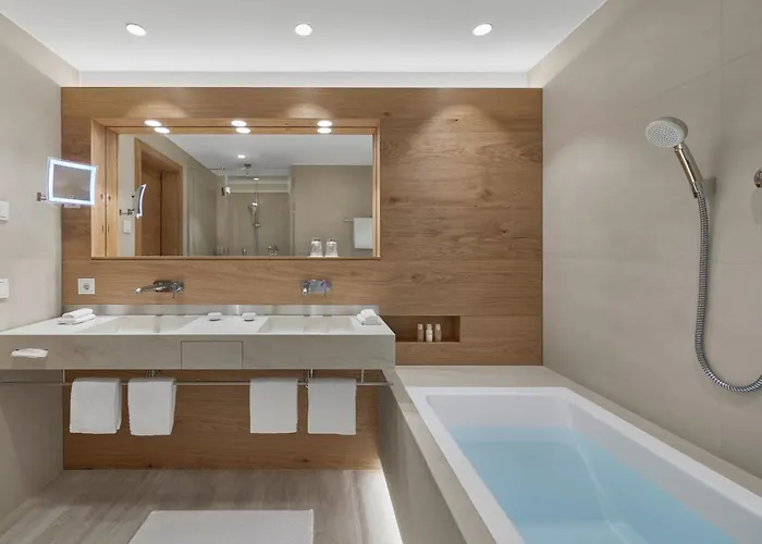 Schwarzer Adler - Adults Only 4* Kitzbuhel