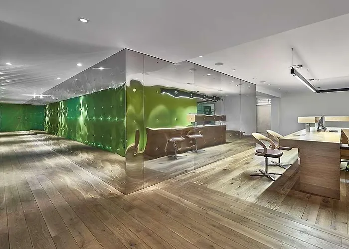 Schwarzer Adler - Adults Only 4* Kitzbuhel