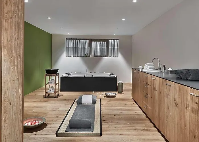 Schwarzer Adler - Adults Only 4*